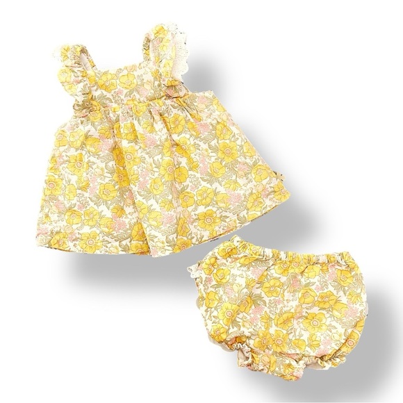 Joie | Retro Floral Infant Outfit (6-9 mos) - Picture 1 of 7
